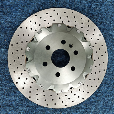 Το μέτωπο τρύπησε τον αερισμένο δίσκο 330x28mm 355x32mm 380x34mm με τρυπάνι φρένων απόδοσης
