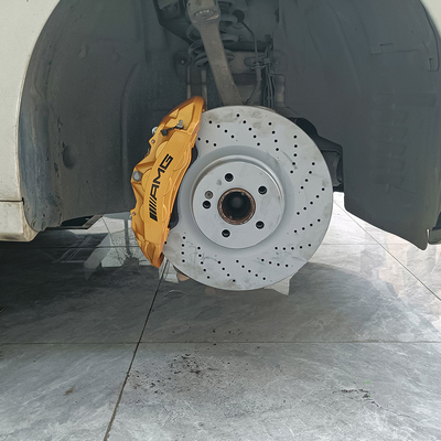 Mercedes Benz C200 Car Brake Calipers Upgrade 6 Pot Claipers and 355mm Disc
